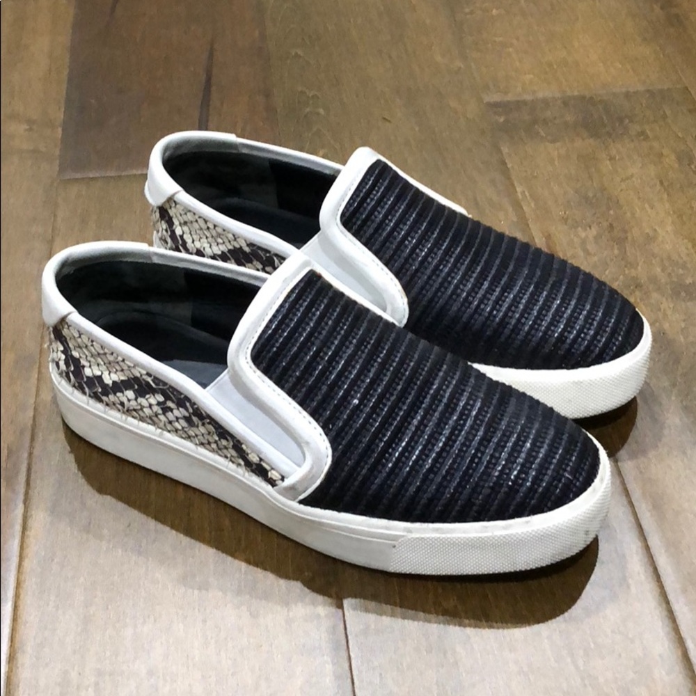 Vince slip on sneakers black mixed texture US 5.5